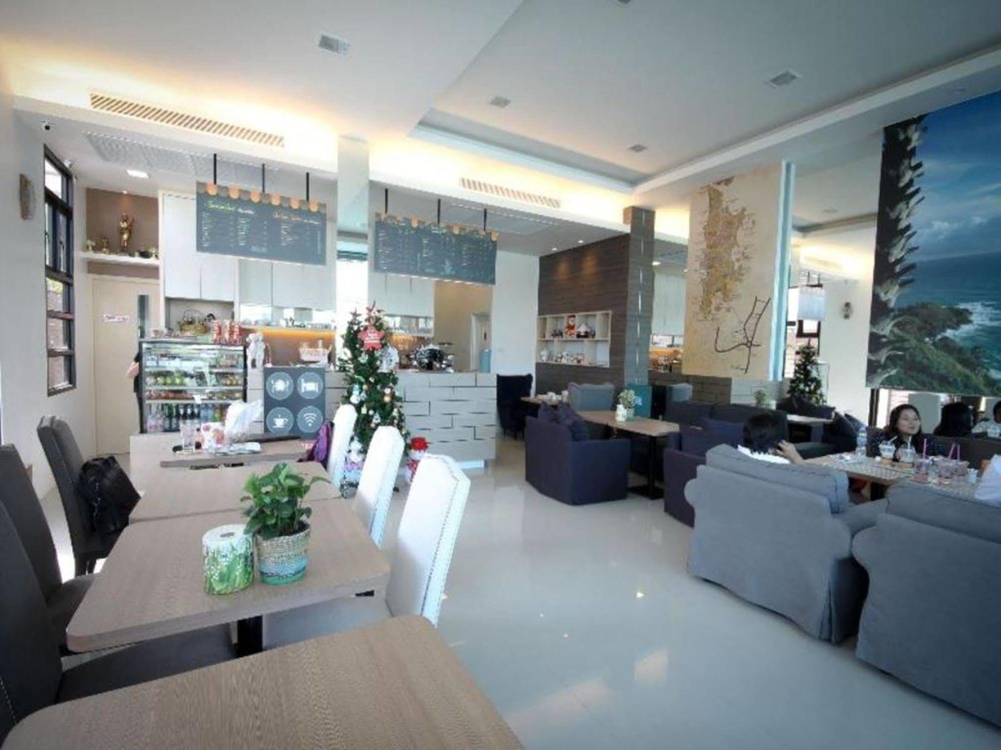S5 Residence&Cafe Chalong Exterior foto